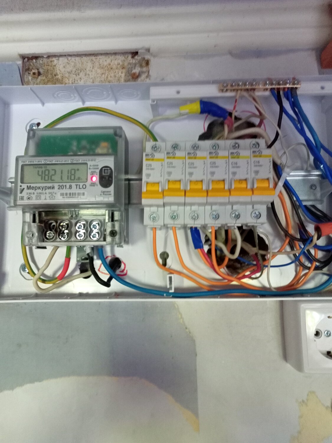 электросчетчик меркурий, электросчетчик меркурий 204, меркурий 201.7, счётчик электрический меркурий 201 однофазный, меркурий 201 магнит на счетчик