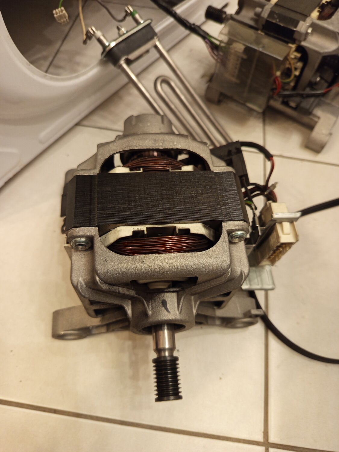 электродвигатель для стиральной машины ардо, электродвигатель стиральной машины, мотор стиральной машины, мотор от стиральной машины, двигатель для стиральной машины