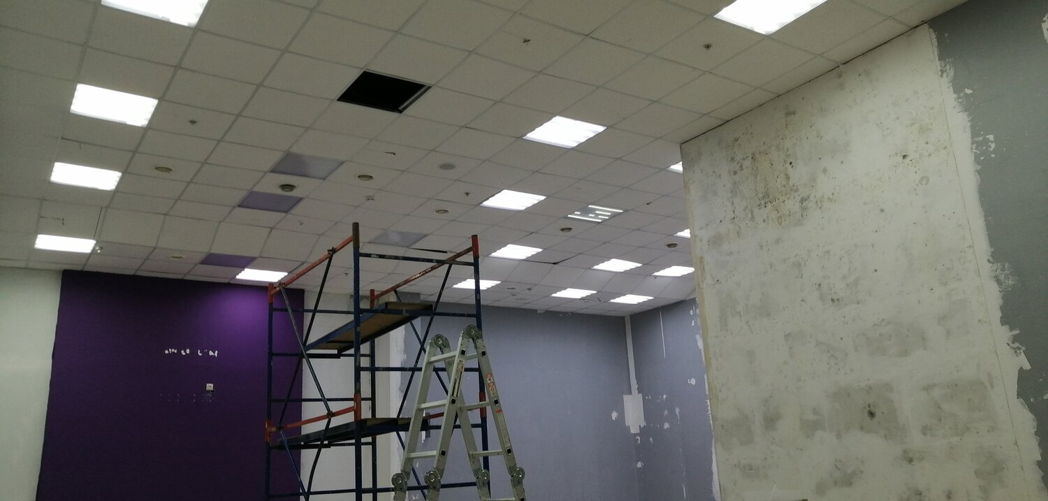 потолки армстронг, подвесной потолок армстронг, монтаж потолка армстронг, потолки типа армстронг, подвесной потолок типа армстронг