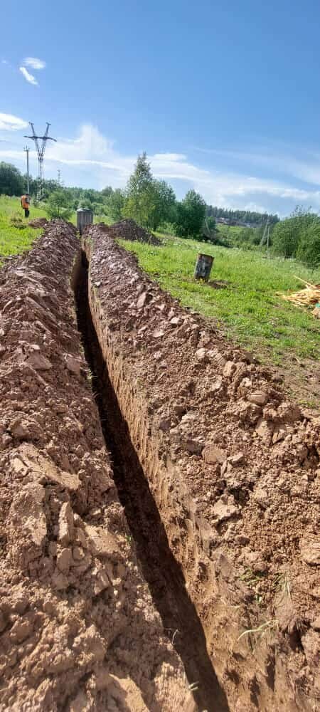 копка траншеи, копка траншей, траншея под водопровод, копка траншеи вручную, рытье траншеи