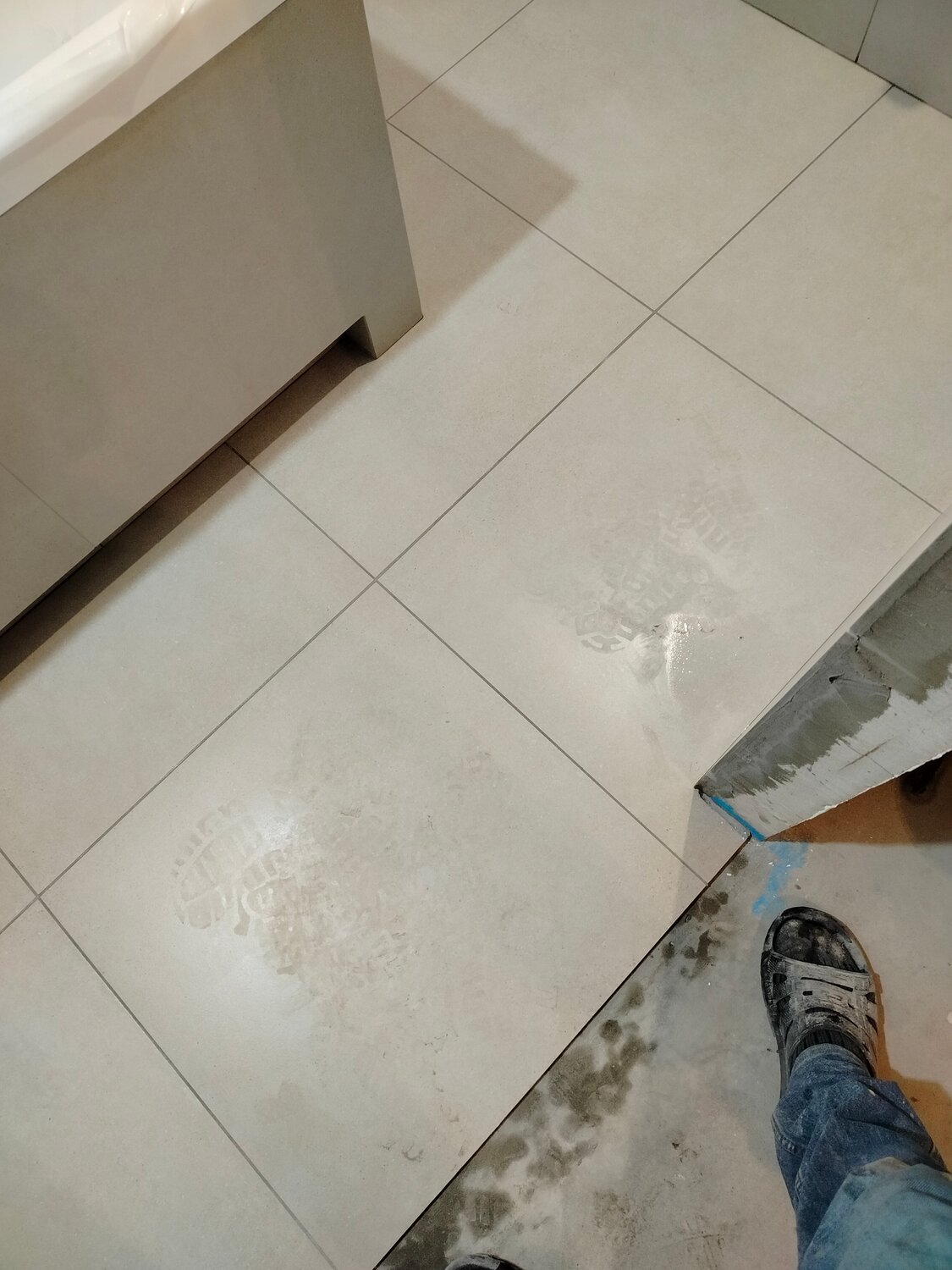 укладка керамогранита 1200х600 на пол, укладка плитка, укладка керамогранита, укладка плитки на пол, подрез плитки