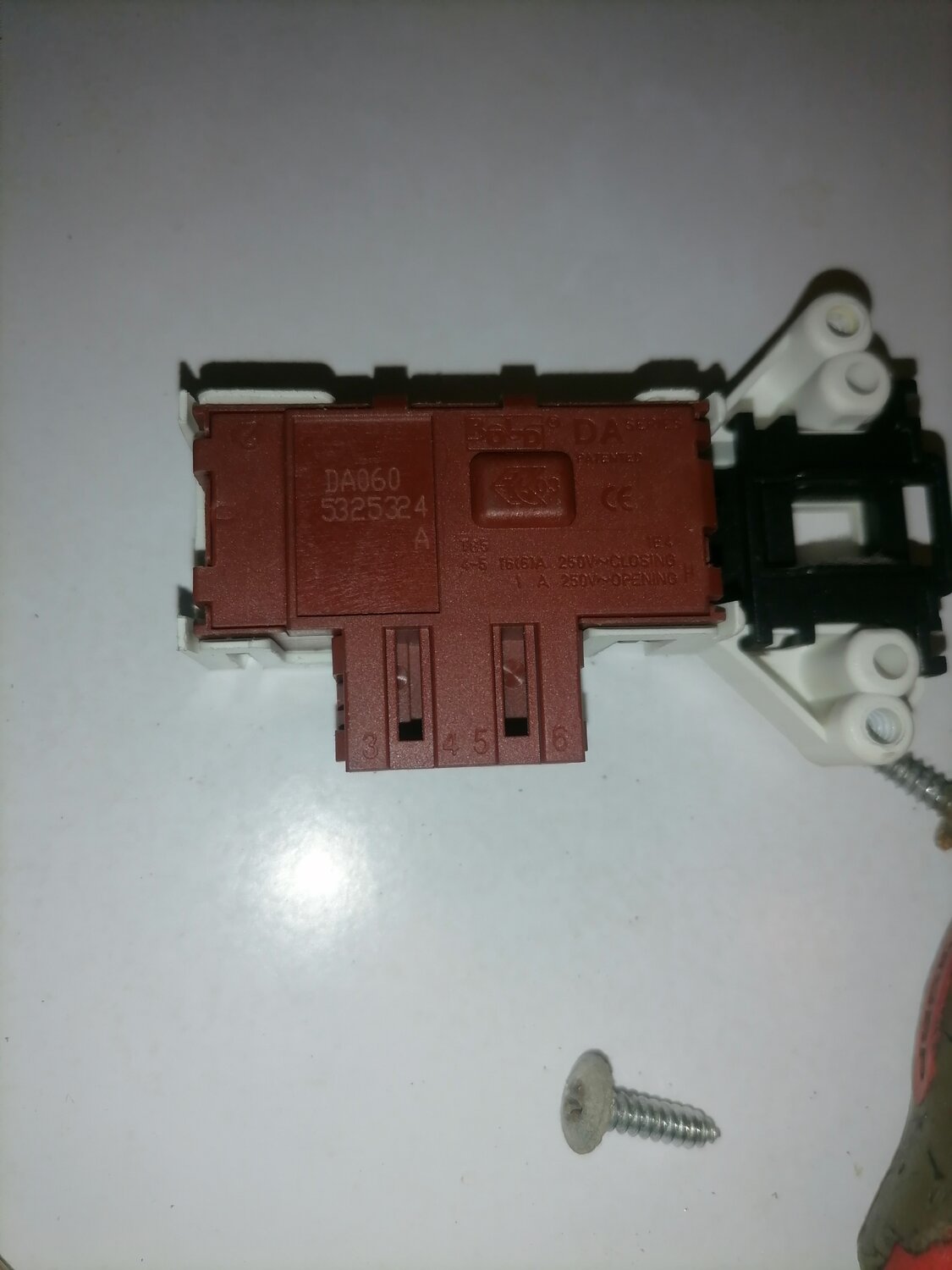 убл стиральной машины hansa da060 66240266a, замок люка для стиральной машины, убл стиральной машины кайзер, убл zerowatt candy rold da000723 int002zw, zw4410, убл стиральной машины da060 66240266a