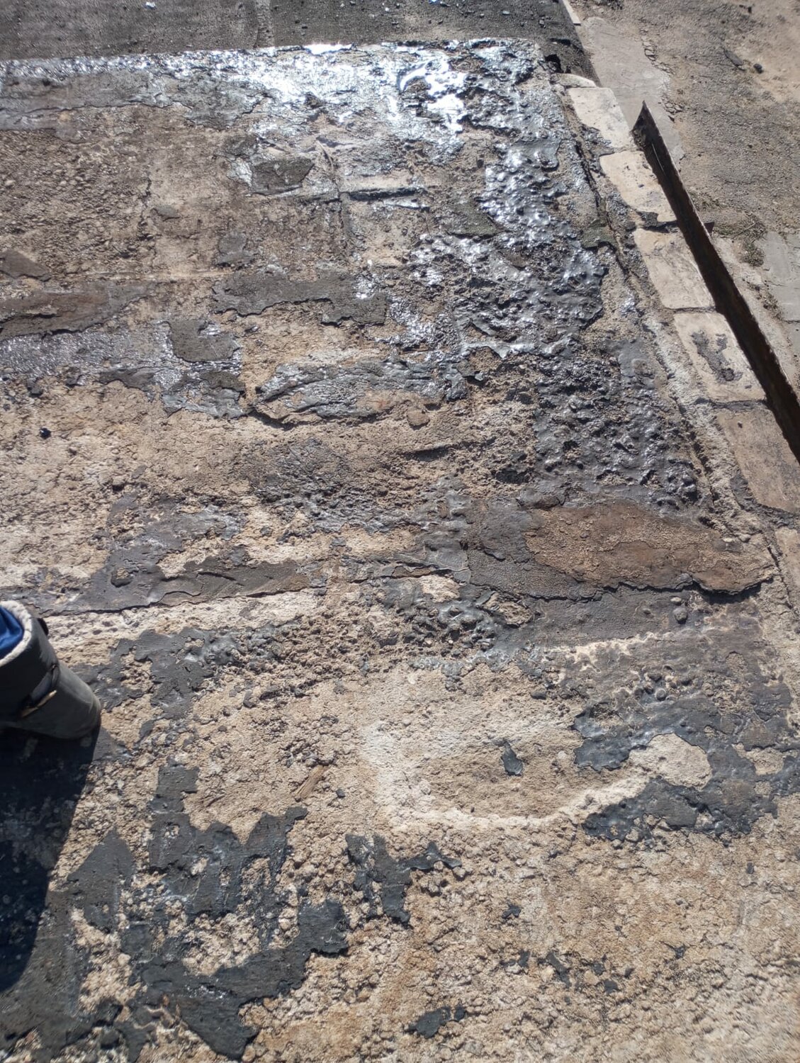 гидроизоляция крыши гаража, стяжка кровли, крыша гаража, рубероид на крыше, ремонт кровли