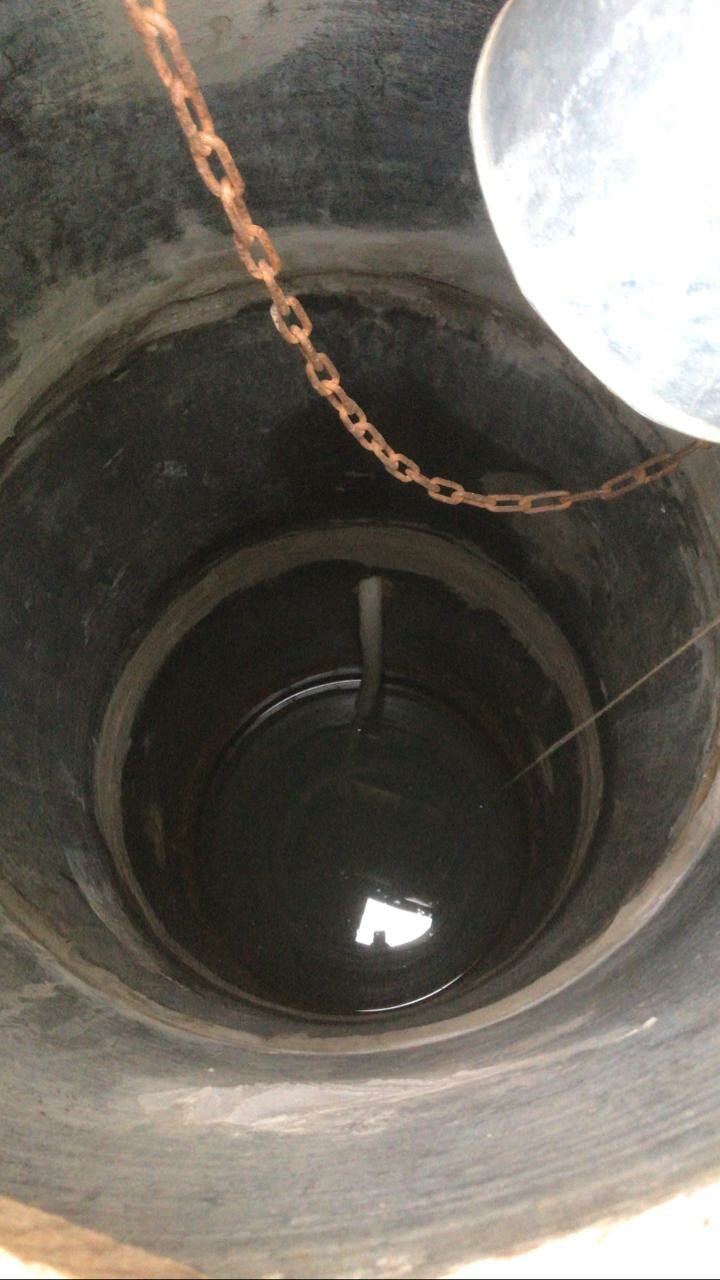 вода в колодце, чистка колодца, углубление колодца, вода из колодца, копка колодца