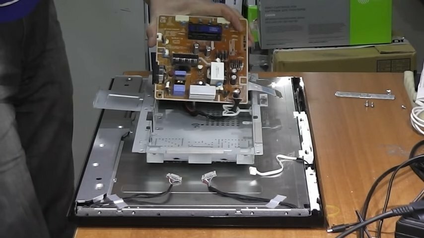 техника, апгрейд телевизора lg, телевизор, toshiba 32av833rb, grundig 40vle4324bm