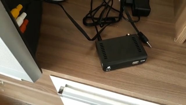 wi-fi роутер d-link dir-320, ресивер harper hdt2-1005, d link dir 320, tv-тюнер harper hdt2-1005, d-link