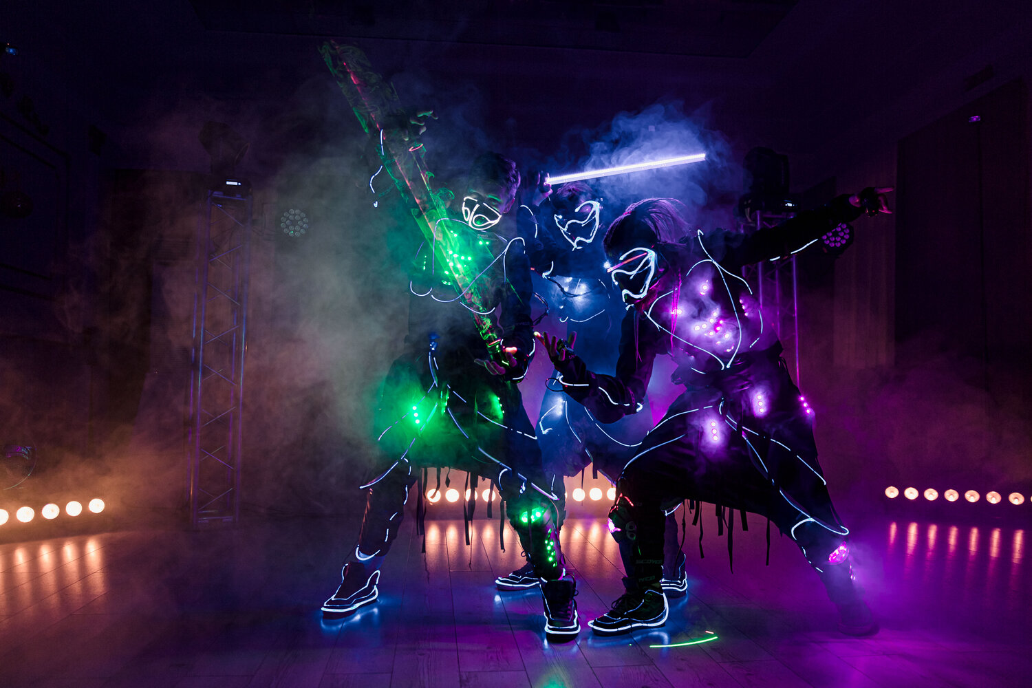световое шоу в электростали, световое шоу "revolution", световое неоновое шоу, light balance неоновое шоу, световое шоу stigma