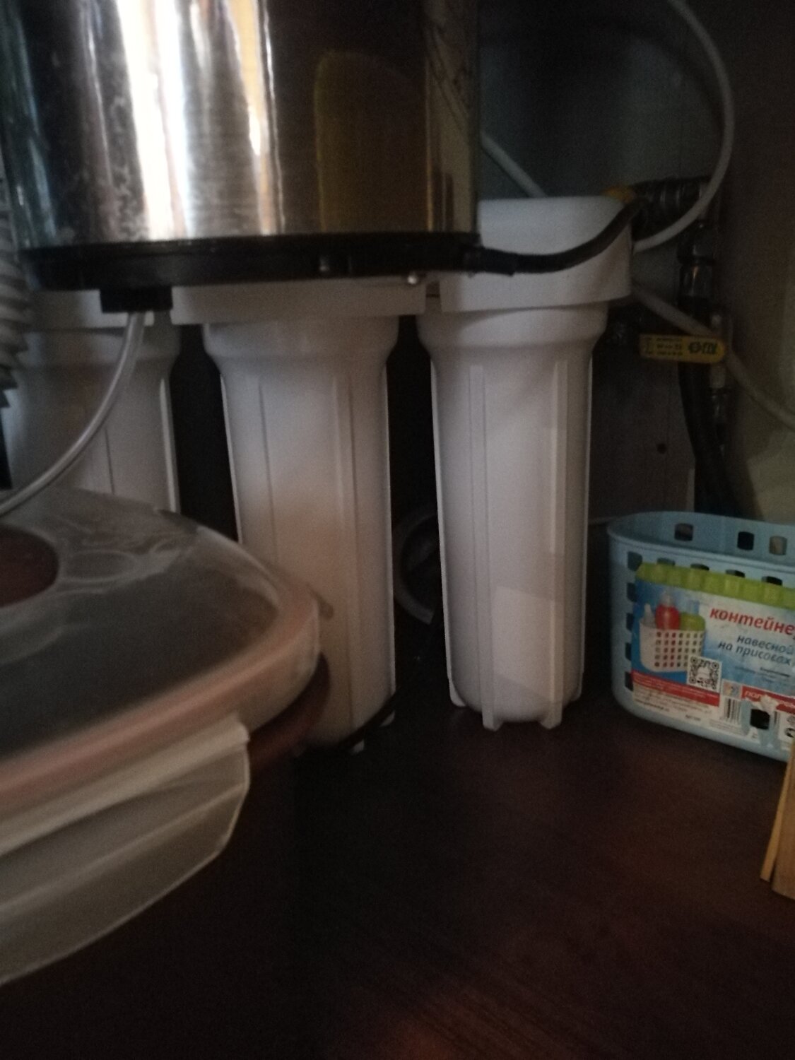 фильтр для воды, смена фильтров для воды, бытовая техника, соединение фильтров для воды между собой, фильтр тонкой очистки