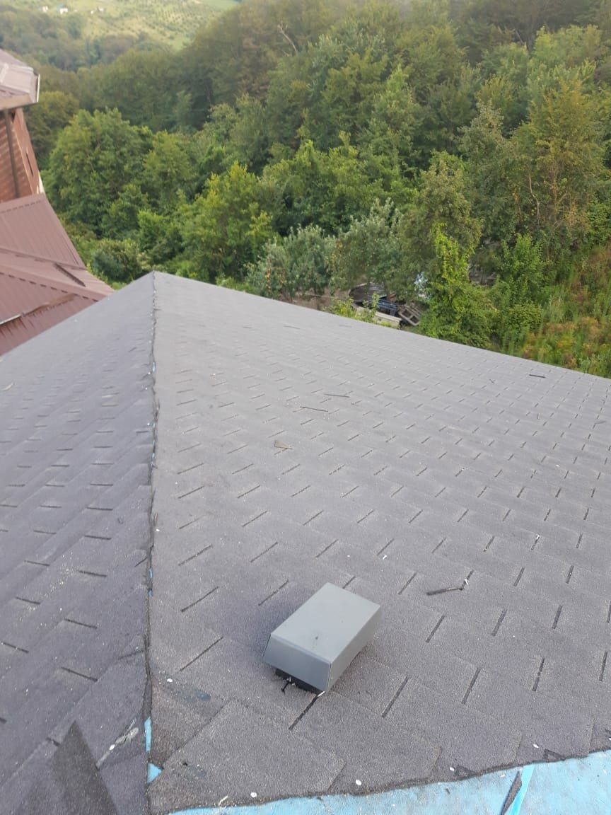 Вентилируемый конек для мягкой кровли своими руками - 97 фото