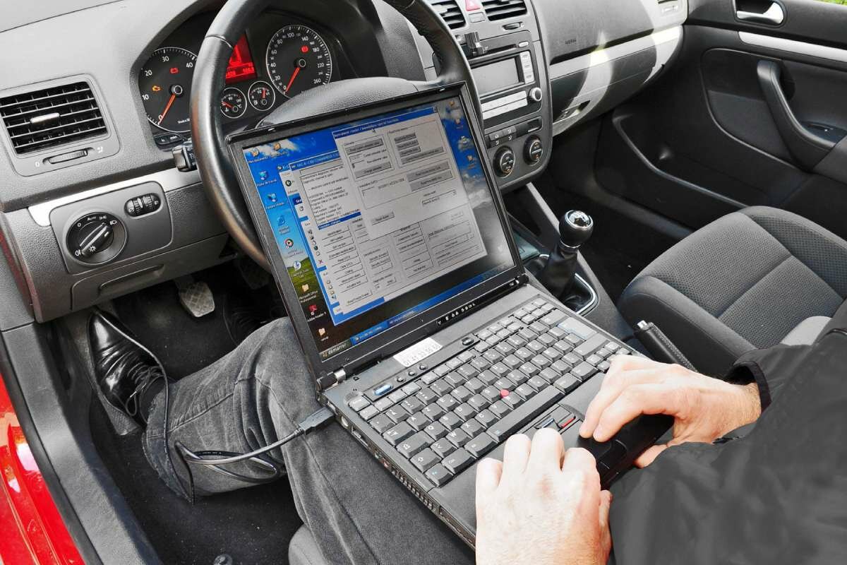 Как снять ошибки с компьютера автомобиля самому