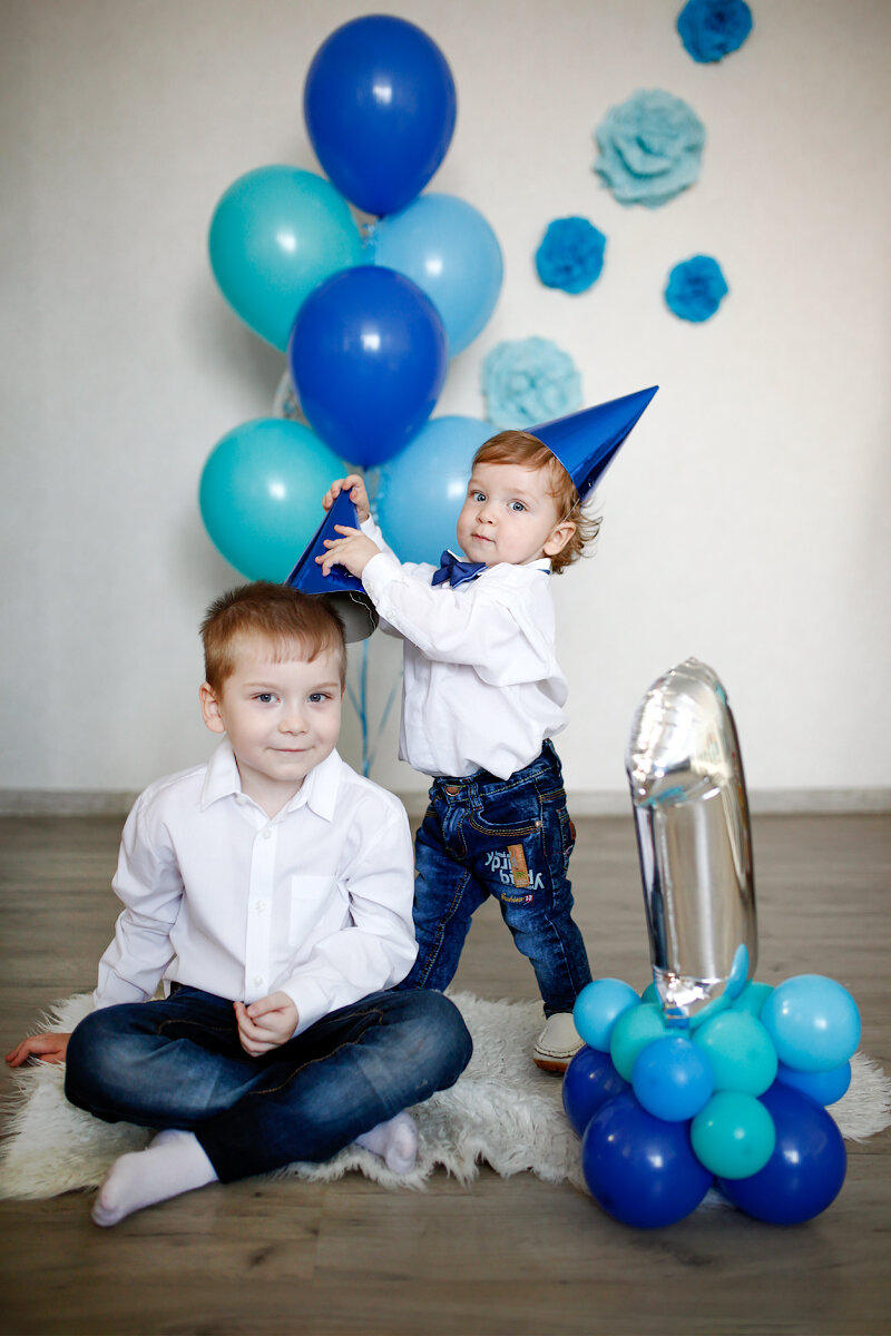 фотосессия на 1 годик мальчику, фотосессия годовасие, годовасие, 1 годик сыночку дождь фотосессия, день рождения мальчика 1 год