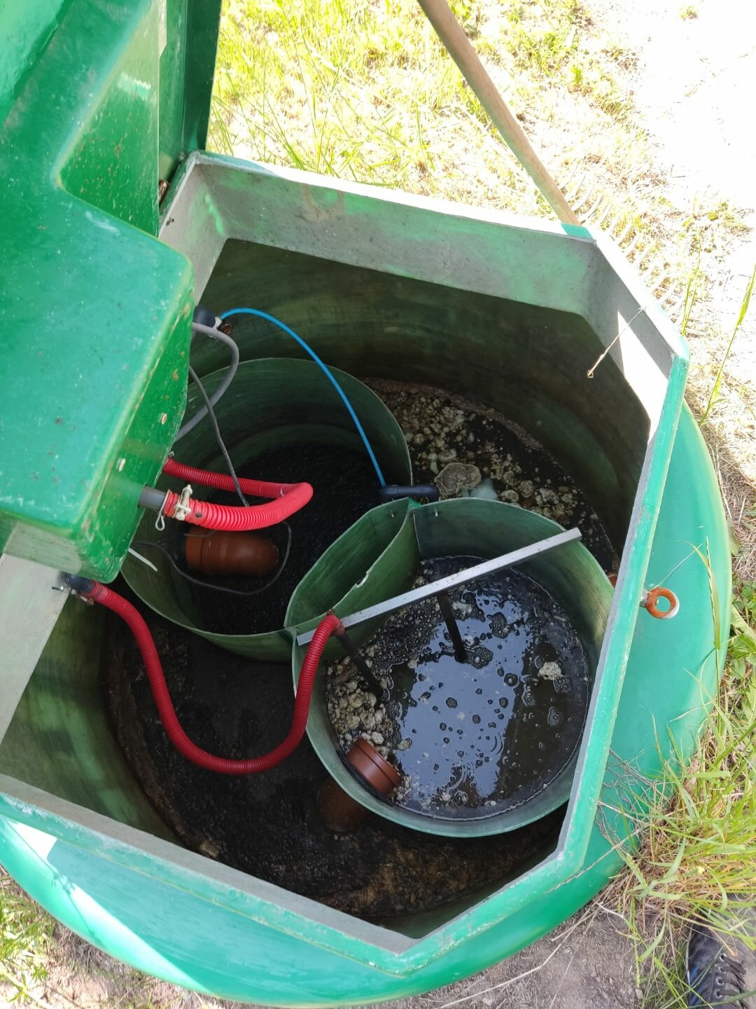 откачка флотенк биопурит, обслуживание септика, биопурит, септик евробион 8, евробион гранд 2500