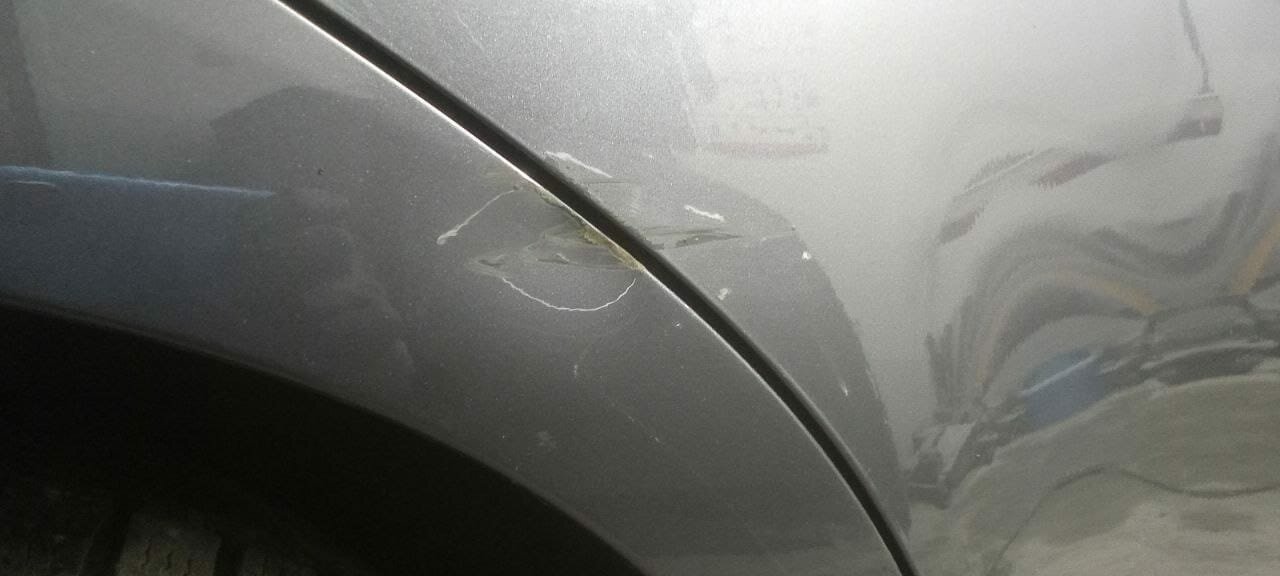 полировка царапин на кузове автомобиля, царапина на машине, полировка кузова автомобиля, царапина, царапина на авто