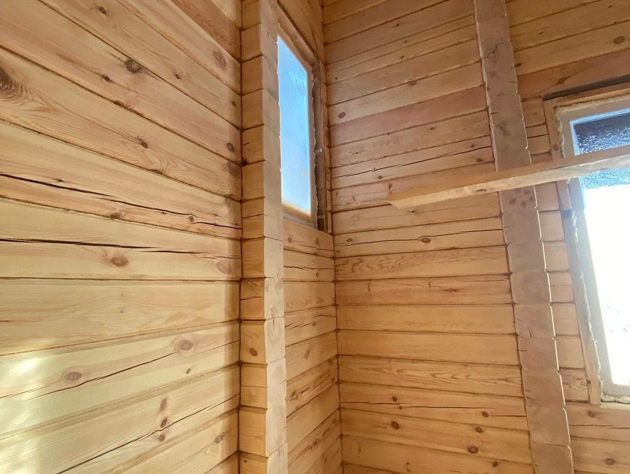 дом из бруса, ройки из металлического уголка в брусовом доме, дом деревянный, строительство домов из бруса, дом из профилированного бруса