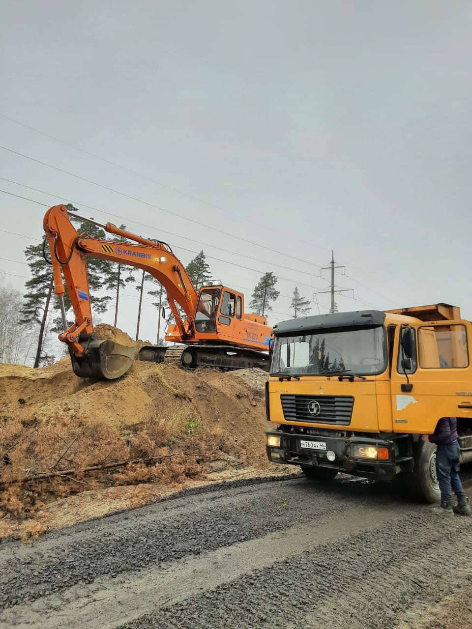 гусеничный экскаватор, спецтехника экскаватор, hitachi 210 экскаватор, экскаватор дусан дх 340, спец техника