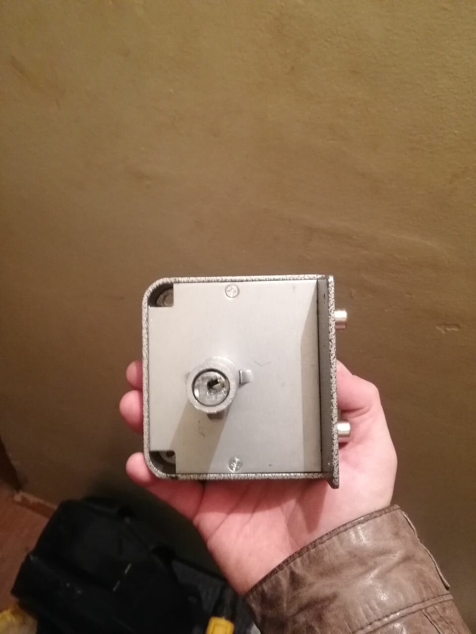 розетка телевизионная schneider electric w59, тв розетка, механизм tv розетки оконечная 1db, белый atlasdesign (10) schneider electric, тв розетка проходная, розетка антенная