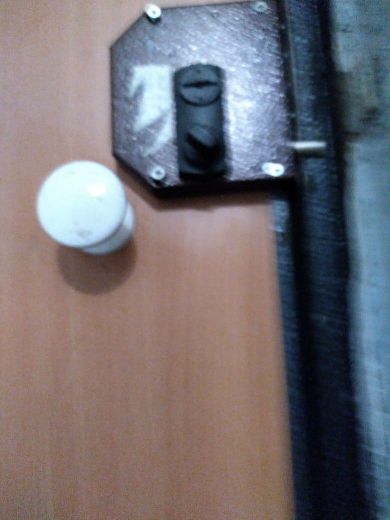 дверной замок, установка замков, дверь замок, замок входной двери, замок