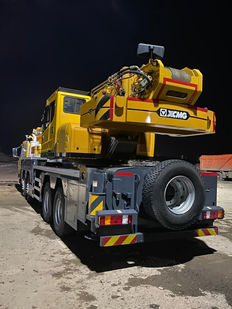 xcmg qy30k5, xcmg qy70ks, автомобильный кран, xcmg k5, автокран xcmg