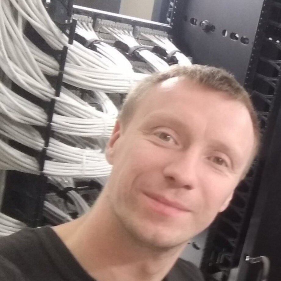 Максим Соколов
