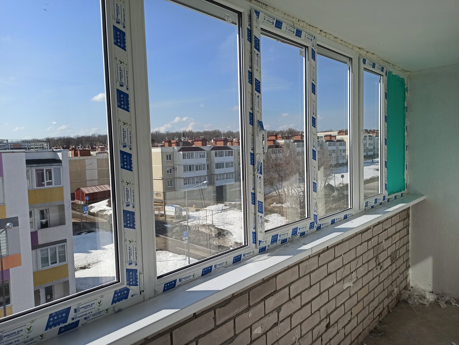 панорамное остекление лоджии, лоджия остекление, панорамное остекление балкона, остекление окна века, остекление балконов