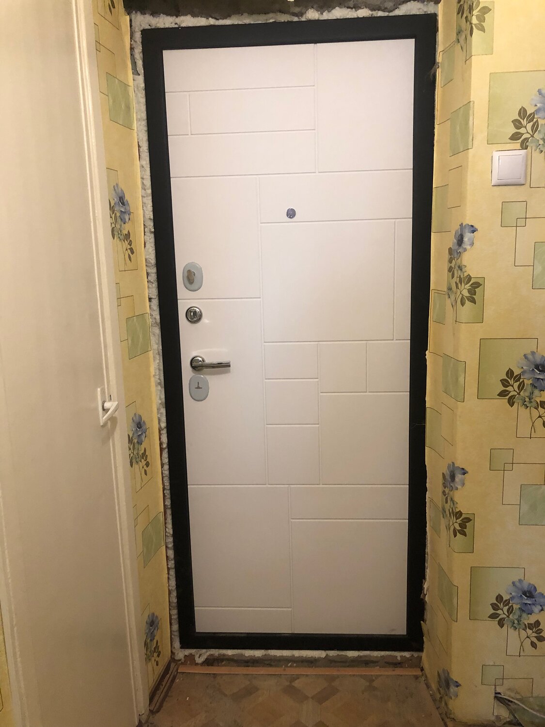 откосы для входных дверей, дверь, входные двери, дверные откосы, входная дверь 2400х1000 с зеркалом