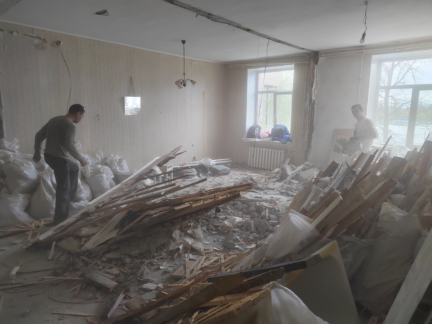 взрыв в доме, ремонт, демонтаж стен, взрыв газа в квартире, демонтаж в квартире