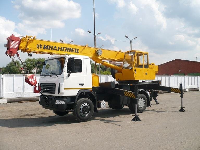 автокран ивановец кс-35715, автокран маз, автокран маз ивановец 16 тонн, автокран маз 16 тонн, автокран маз кс-45722