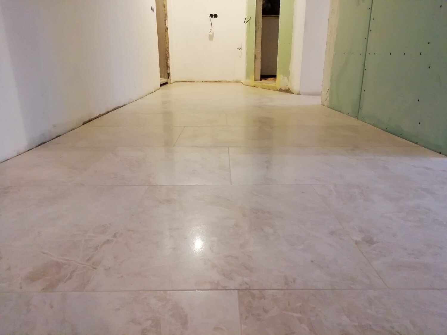 плитка на пол, укладка керамогранита, керамогранитная плитка для пола, укладка керамогранита 600х600 на пол, плитка для пола