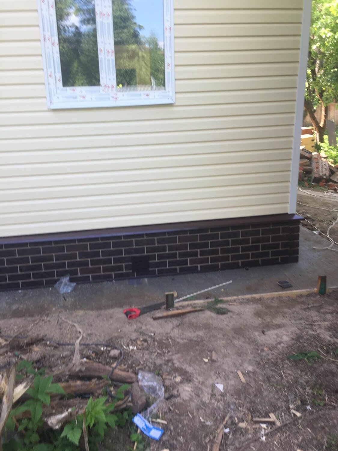 Монтаж фасада из винилового сайдинга