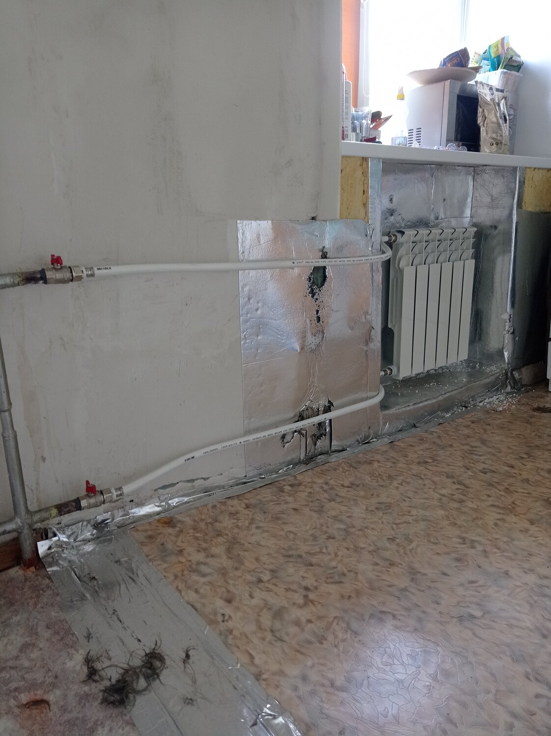 отопление, разводка труб отопления, монтаж батарей отопления, трубы отопления, радиаторы отопления