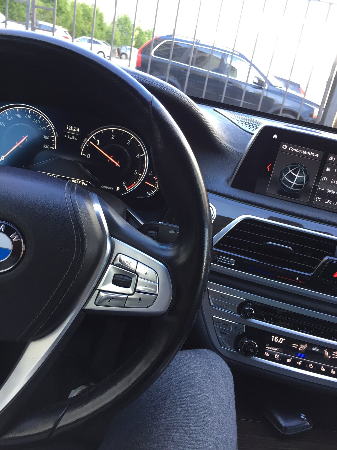 bmw, bmw 5, бмв с автопилотом, ассистент бмв, автомобиль bmw
