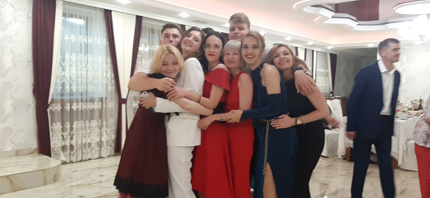 на свадьбе, девушка, танцы на свадьбе, я не дам озорной ролик, свадьба дастана и светланы
