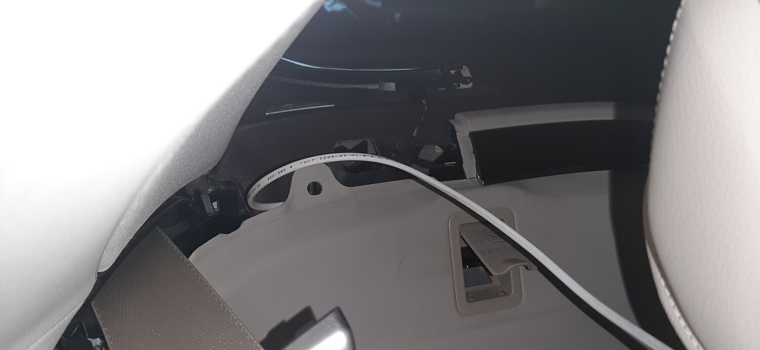 bmw e60 usb в бардачке, автомобиль, задняя полка подиум honda civic 4d, блок usb октавия a7, подсветка бардачка камри 40