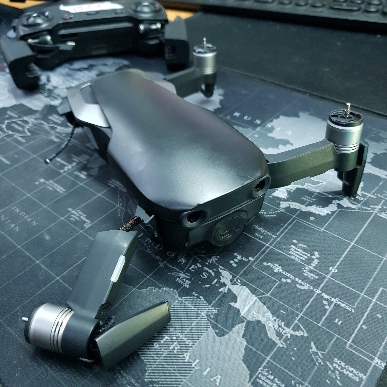 квадрокоптер dji mavic, dji mavic, dji mavic air, квадрокоптер dji mavic air 2, дрон