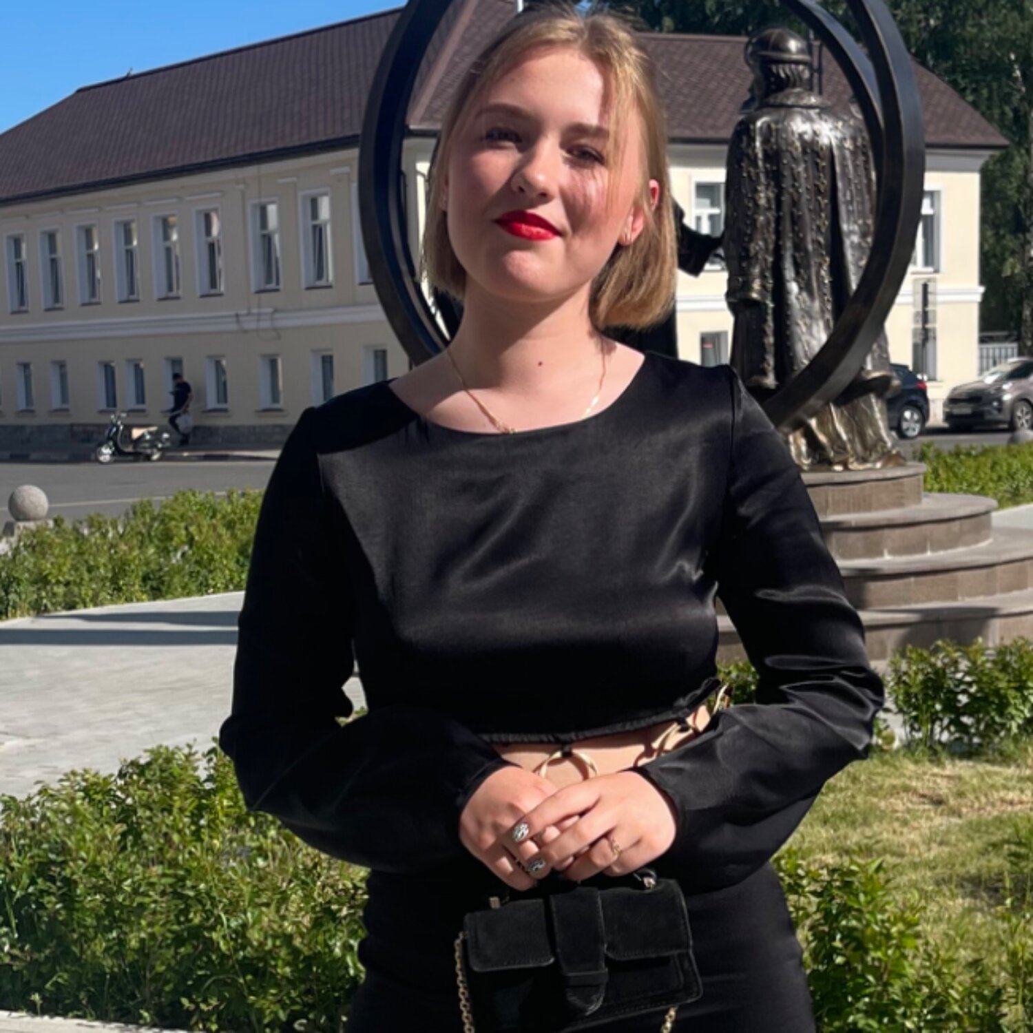 Арина Николаева