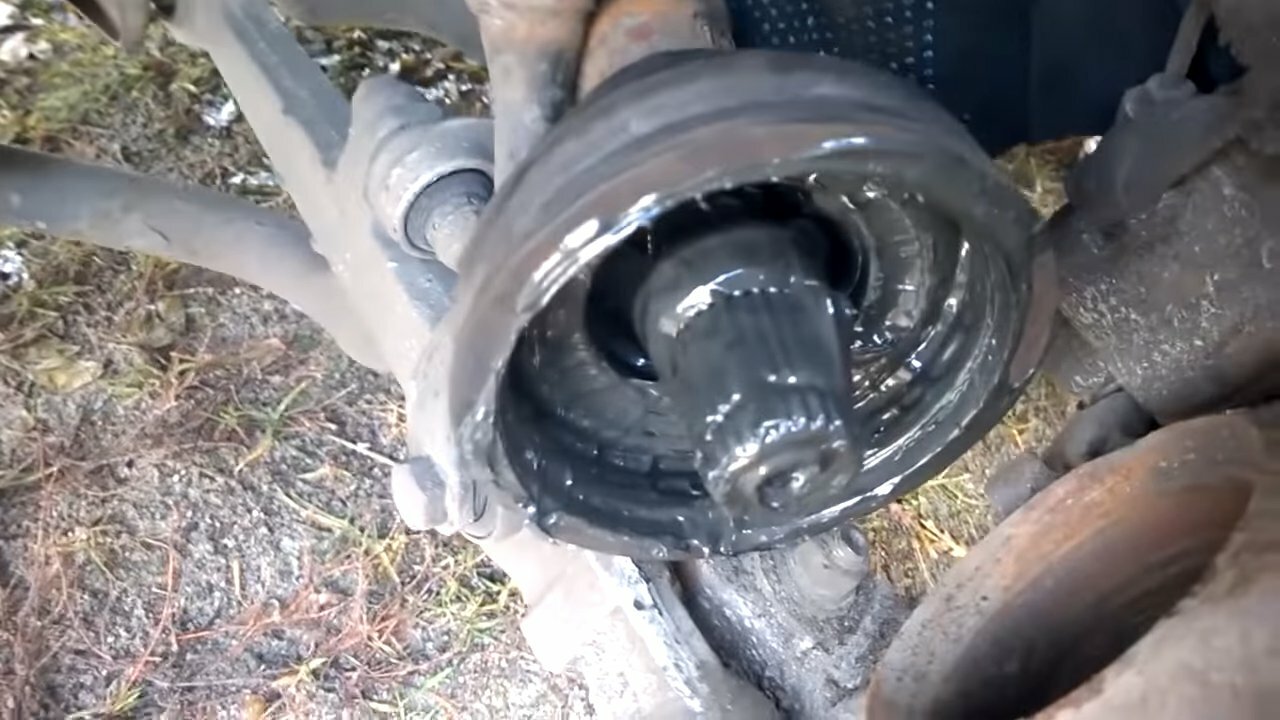 Замена наружного ШРУСа