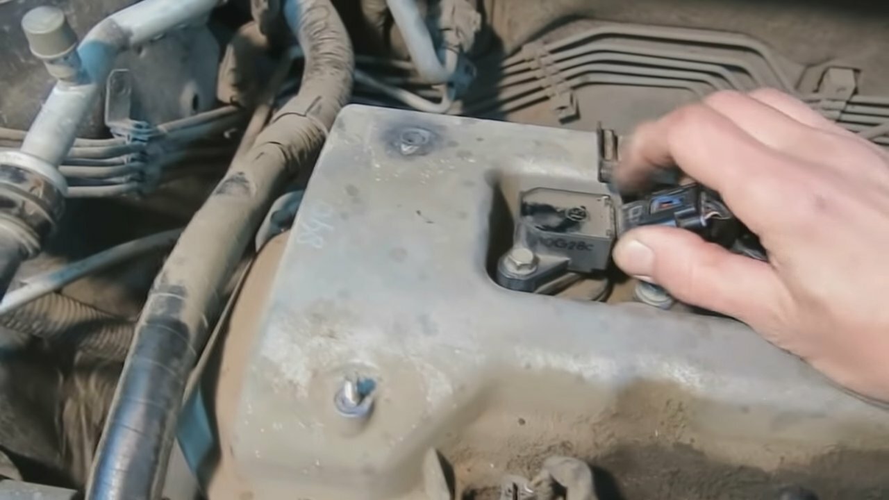 Замена катушки зажигания автомобиля