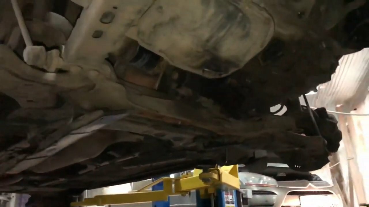 сайлентблок подрамника kia cerato 1, подвеска ниссан микра к12, тойота королла 140 коррозия, pajero sport 2008 рама, легковые авто