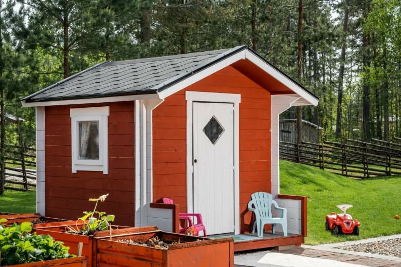 садовый домик, красивый хозблок для дачи, дачный домик, садовый дом, дачный туалет