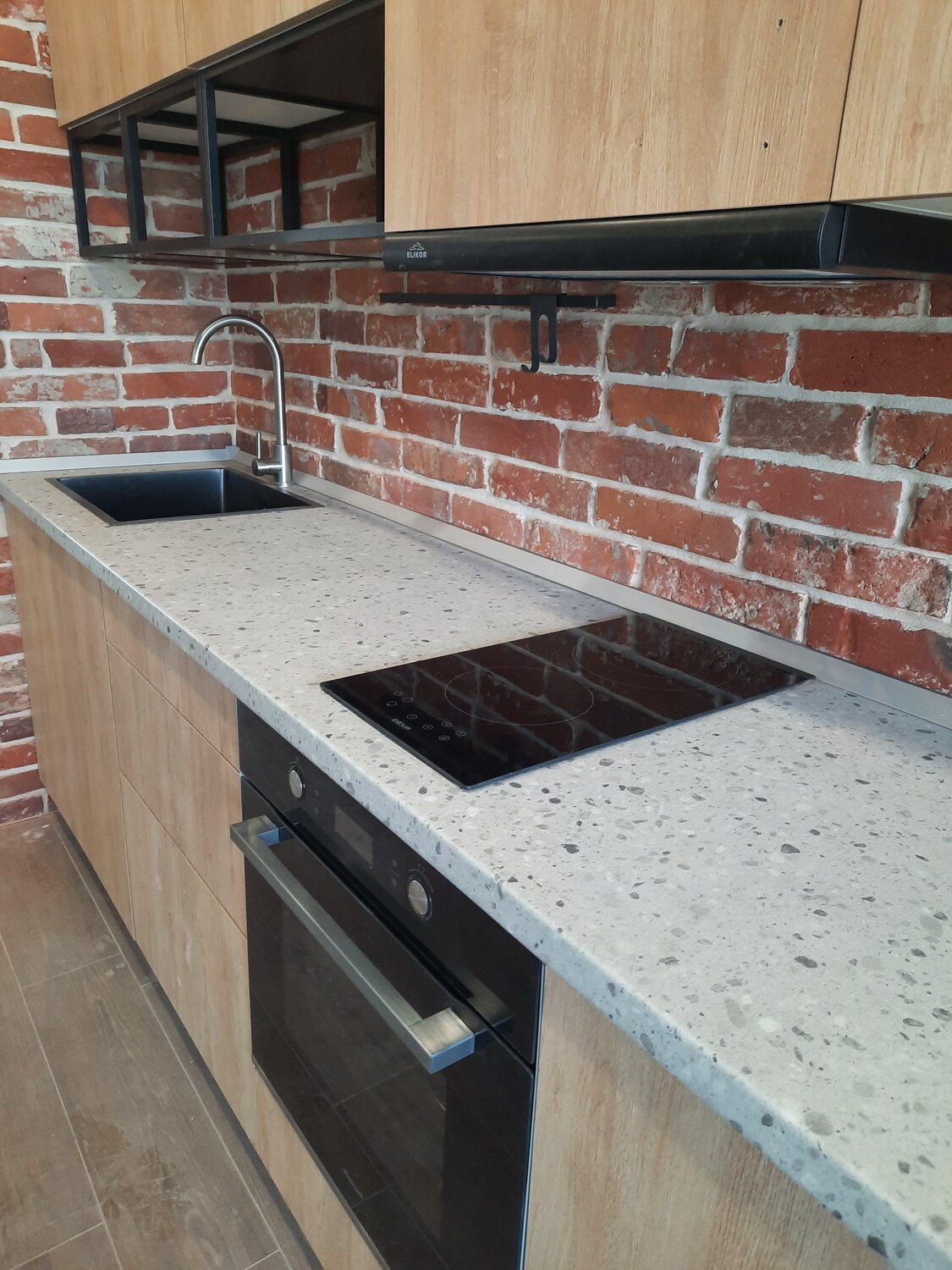 столешница, столешница барная, гранитная столешница, столешница из камня, каменные столешницы