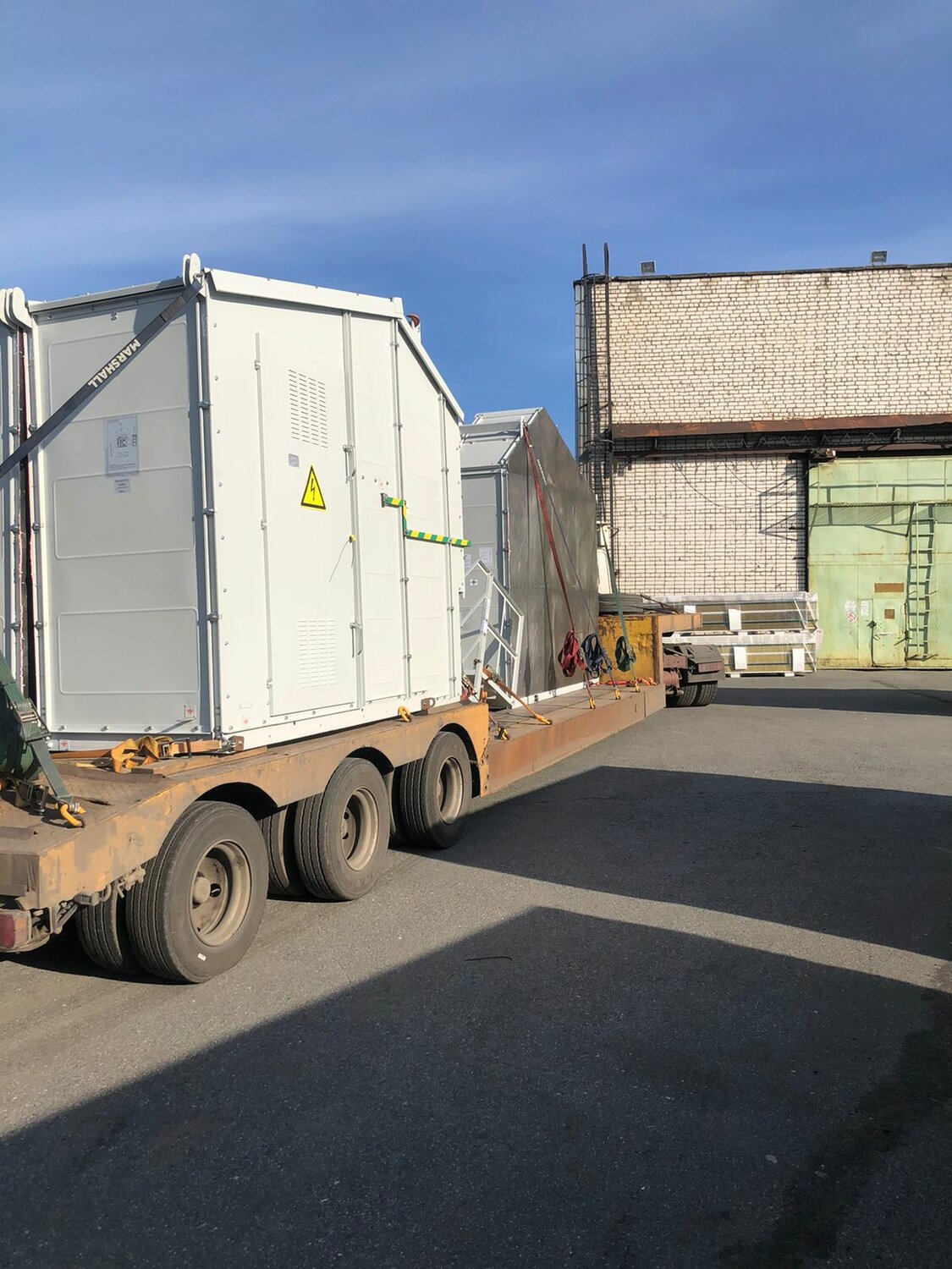 полуприцеп маз 13.6, полуприцеп зерновоз man uat-gts-3530.01, полуприцеп зерновоз, полуприцеп, полуприцеп пагз-7000