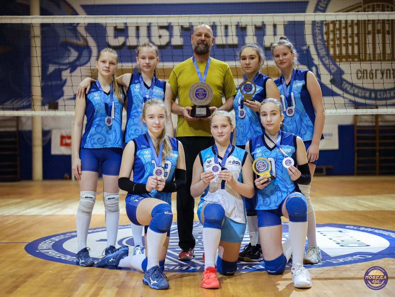 череповецкие волейбольные команды, волейбольная команда пенза, женская волейбольная команда, волейбольная команда, волейбольный клуб