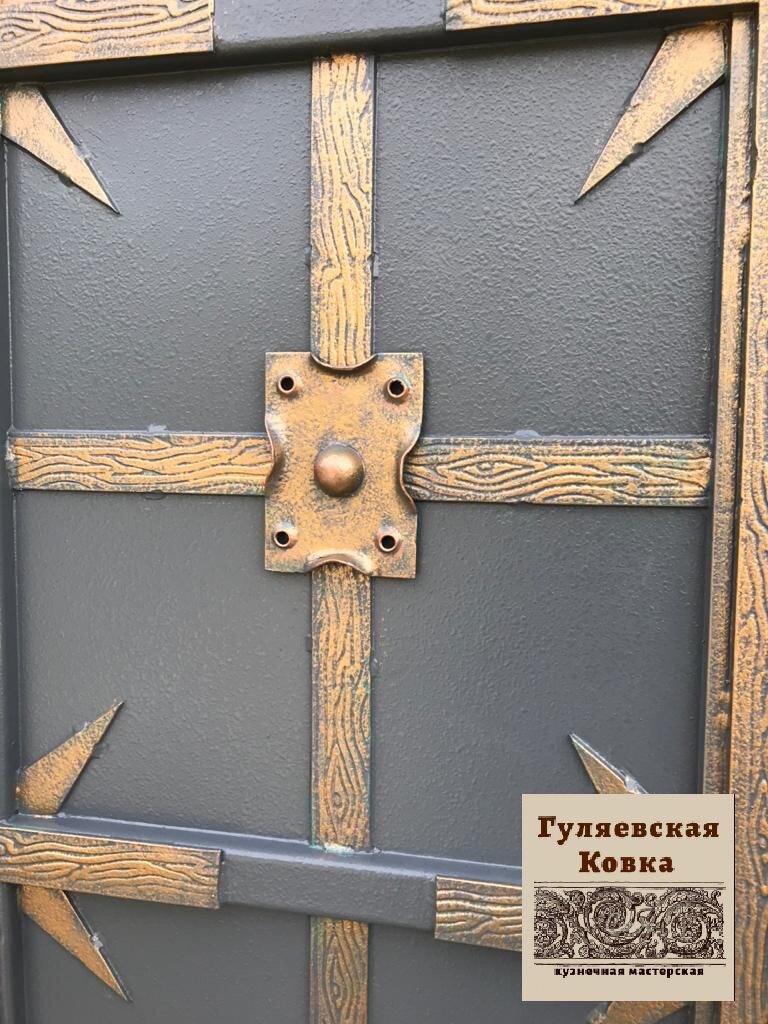 закрытая деревянная дверь, старая деревянная дверь, ворота замка, деревянная дверь, дверной замок