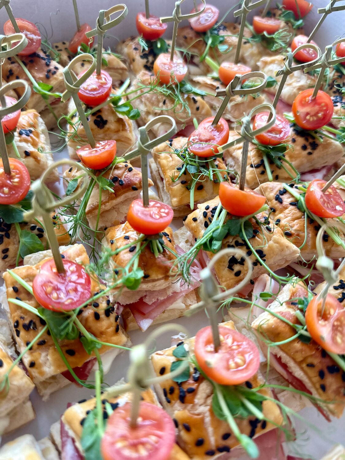закуска для фуршета, закуски кейтеринг, мини закуски, кейтеринг канапе, закуска