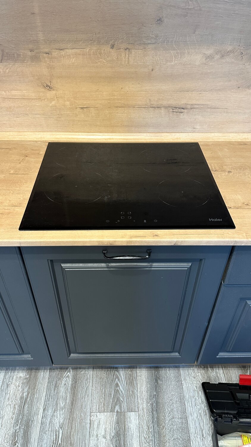 индукционная варочная панель, электрическая варочная панель, варочная панель, кухонный гарнитур денвер, встраиваемая электрическая варочная панель