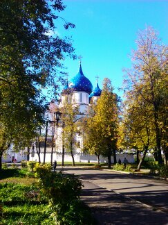 достопримечательности суздаля, церковь, храм, суздаль спасо-преображенский собор осень, улица
