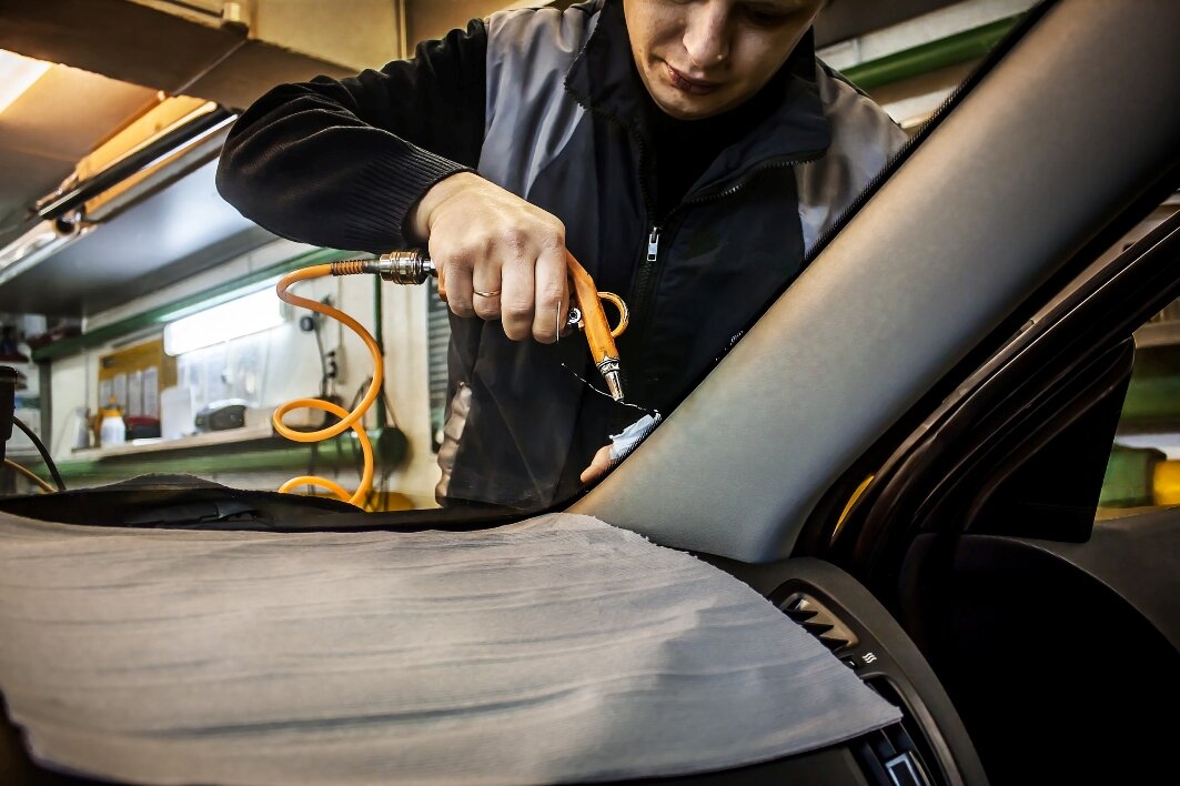 установщик автостекол, автостекло, автостекла с выездом, автомобиль, repair