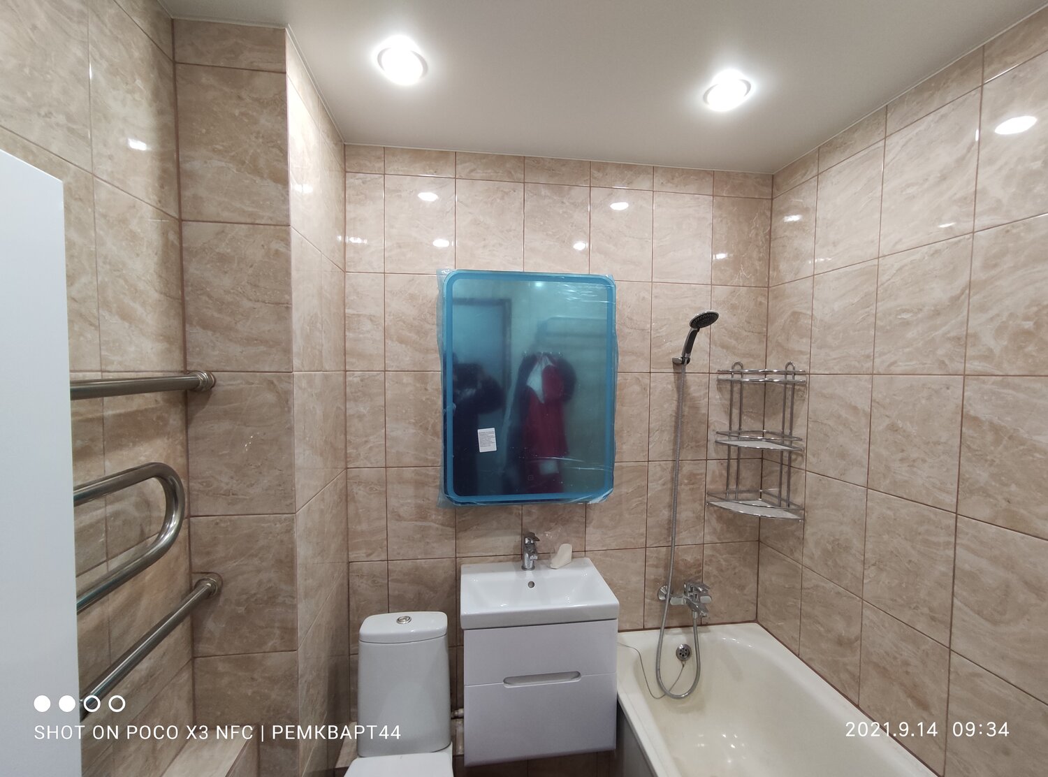 санузел, интерьер стандартной ванной комнаты, отделка ванных комнат и туалетов, ванная комната, ванн