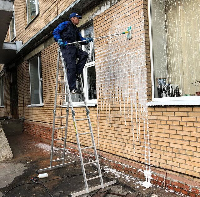 Очистка фасадов