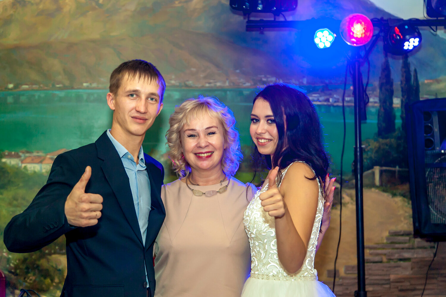 человек, на свадьбе, тамада брянск, ведущая на свадьбу, ведущая свадеб и торжеств